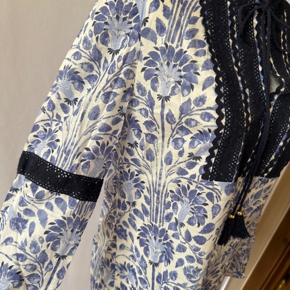 TORY BURCH TOP FLORAL EMBROIDERED TIE TASSEL PEASANT COTTON BOHEMIAN ARTSY 6 - Picture 6 of 12